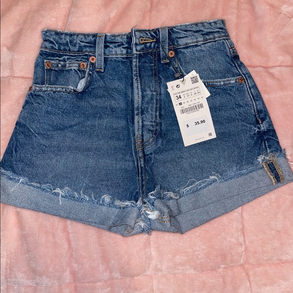Brand New Zara shorts